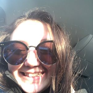 Meet your Posher, Natalee